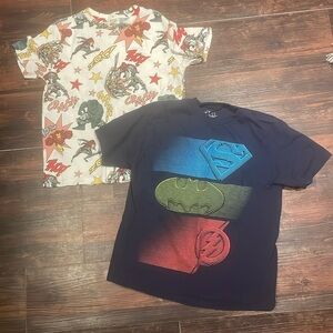Lot of 2 Superhero t-shirts, marvel, DC, size 8